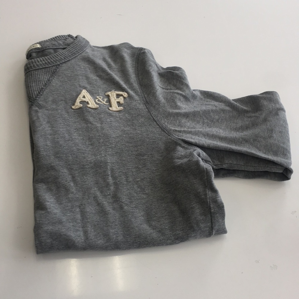 Y2000  Vintage ABERCOMBIE GREY long sleeve sweatshirt SZ S
